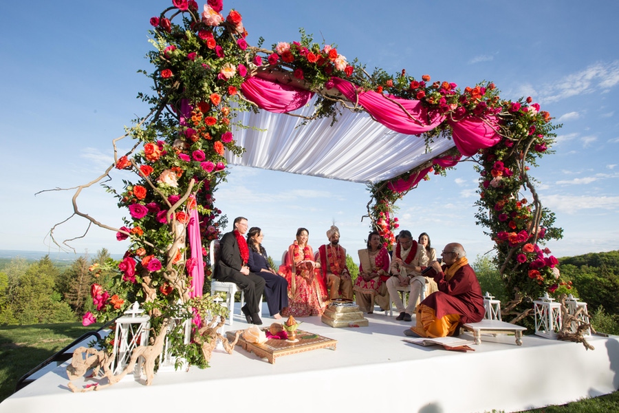 Check List Of Key Rentals For An Outdoor Wedding